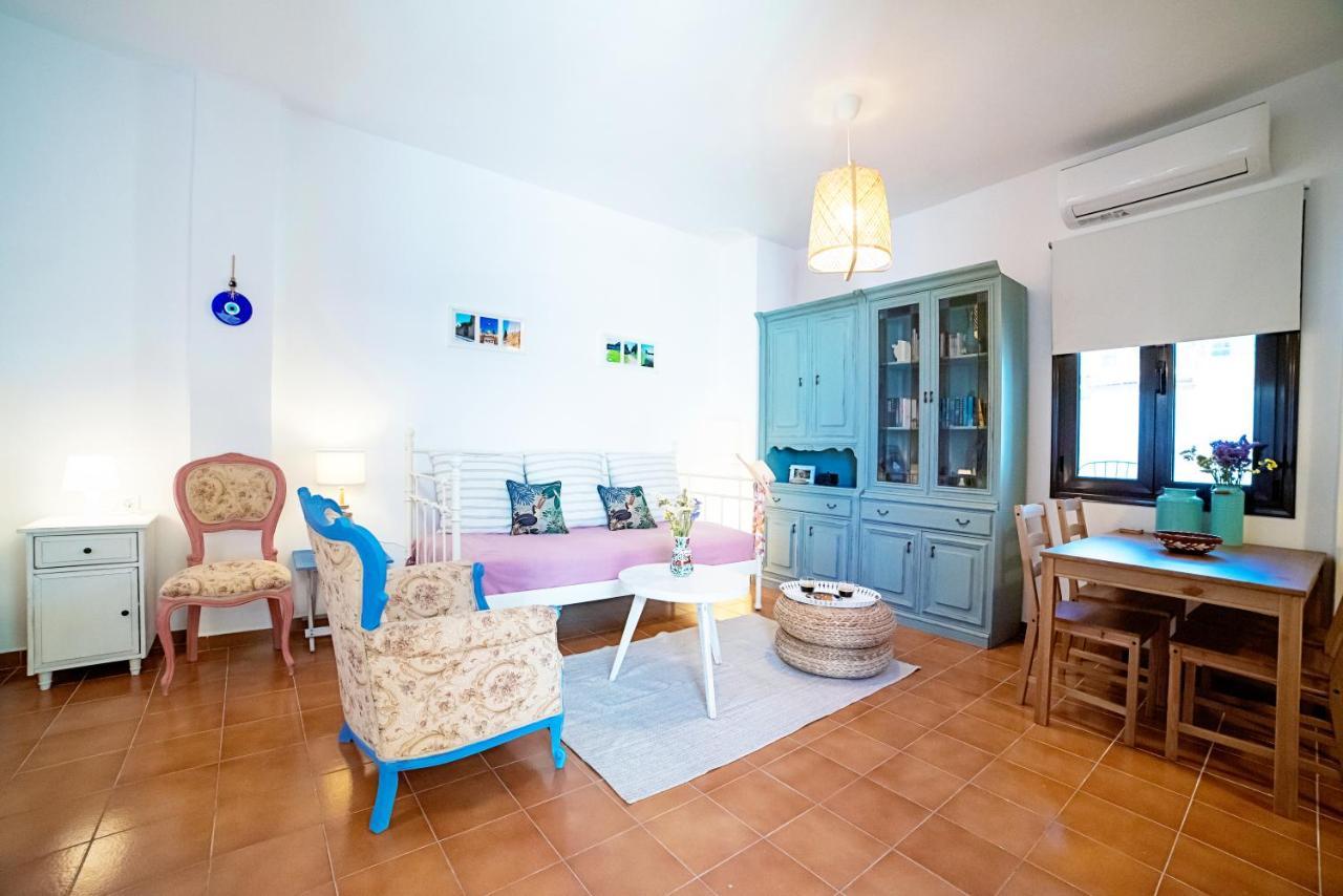 Natasha's Nest * Rhodes City